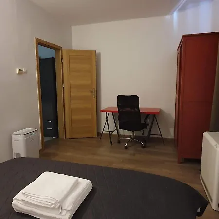 F-3 Krakow Rynek-Wawel O&P Apartfamily-2